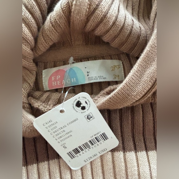 Free People Beach Kami Sweater Set - Picture 4 of 5